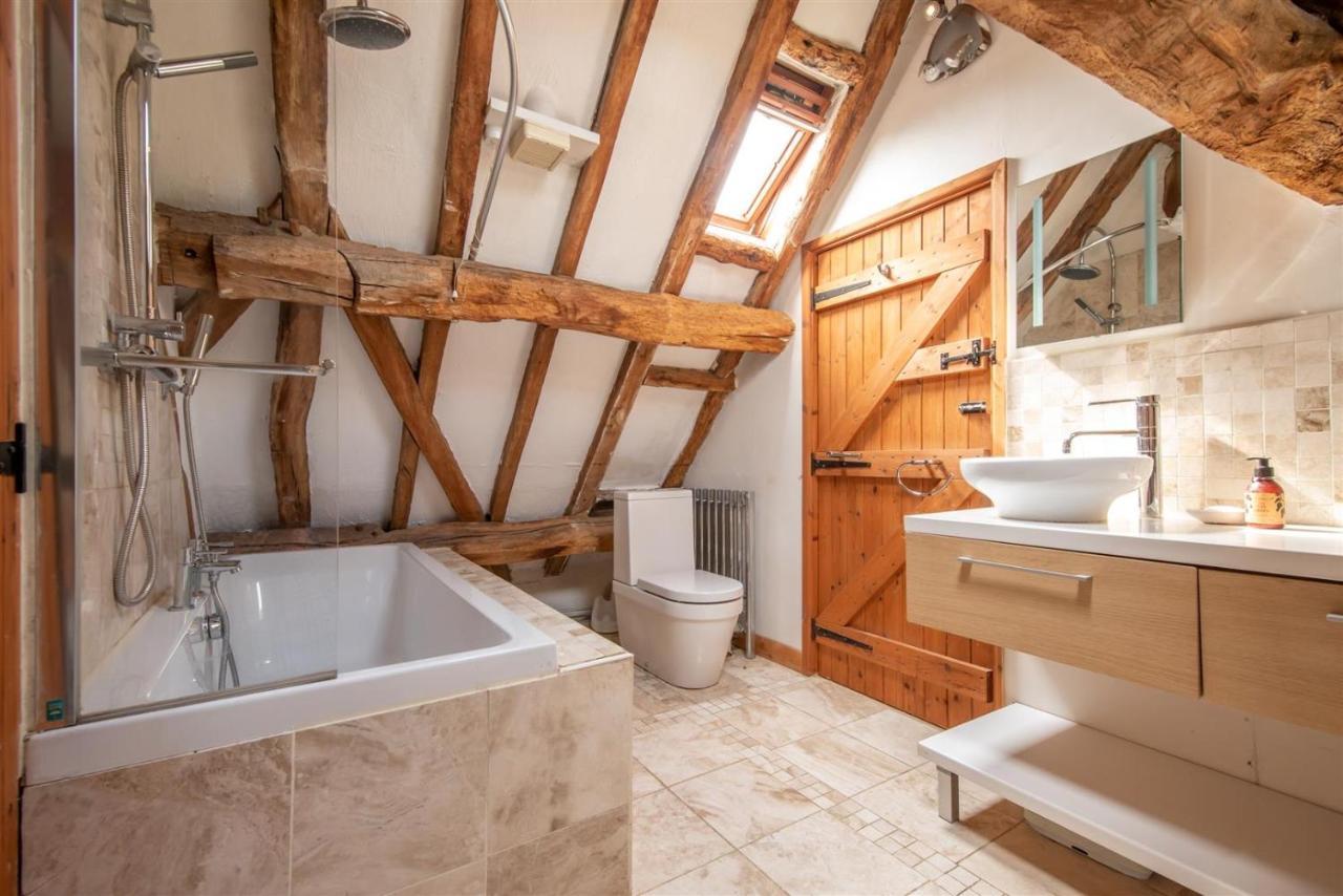 Elegant Peaceful Barn In Rural Village Setting Close To Stratford Upon Avon 外观 照片