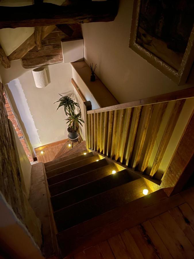 Elegant Peaceful Barn In Rural Village Setting Close To Stratford Upon Avon 外观 照片